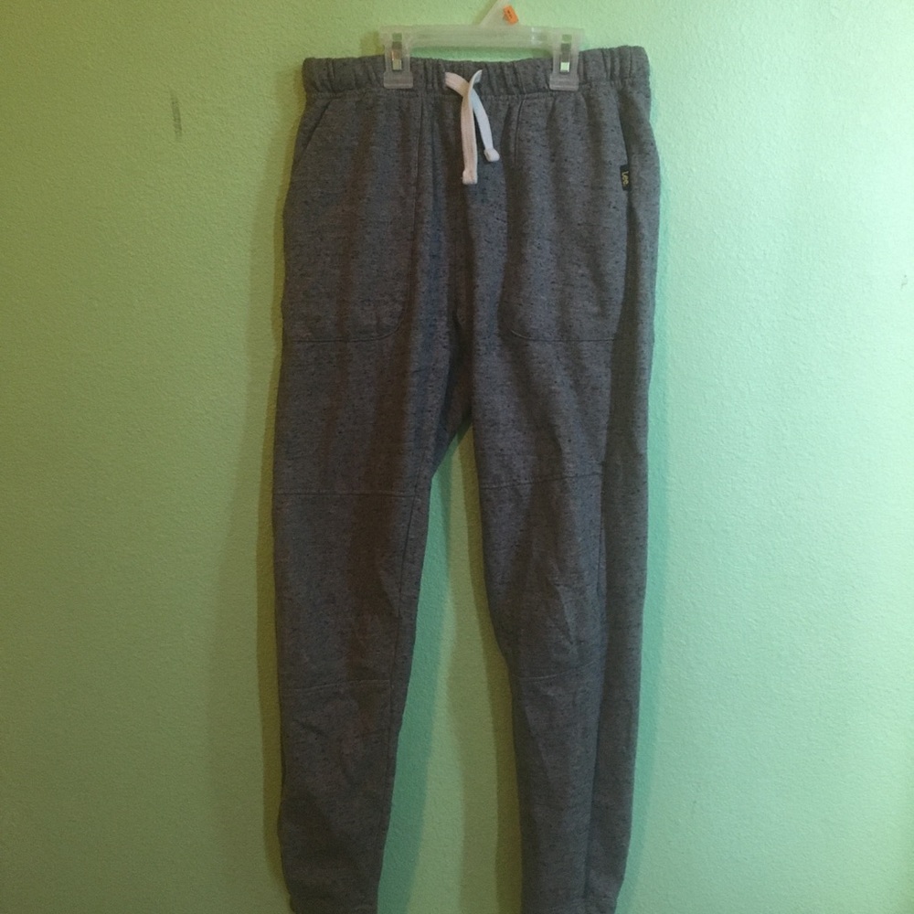 Lee’s pants